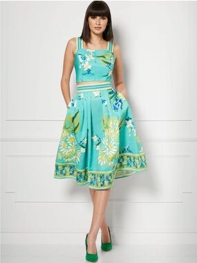 New York & Co X Eva Mendes Silene Crop Top and Skirt Set Size 6
